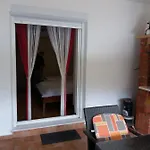 Lucica Apartman *