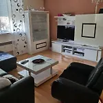 Lucica Apartman Zára