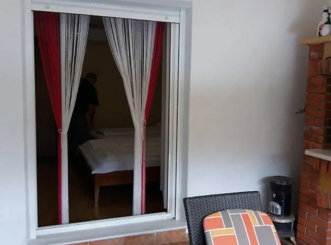 Lucica Apartment *