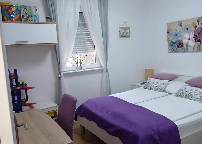 Lucica Apartment