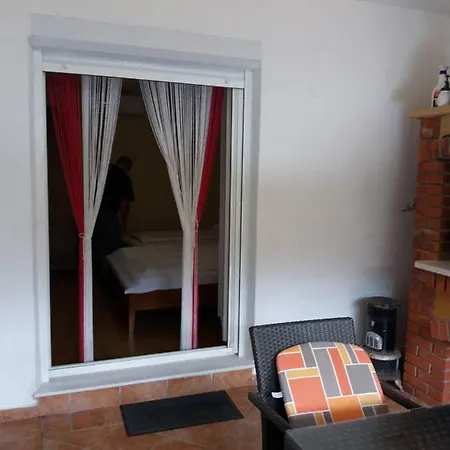 Lucica Apartment *
