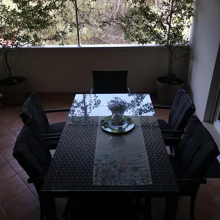 Apartment Lucica *